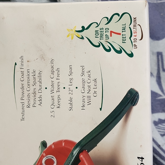 Christmas Tree Stand - Picture 2 of 5